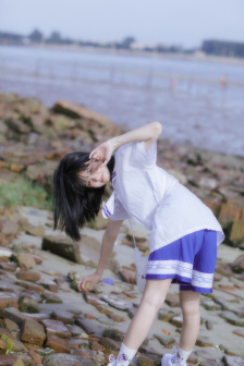 一面亲着一面膜下奶韩剧